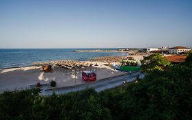 Vila Ranya - Adults Only